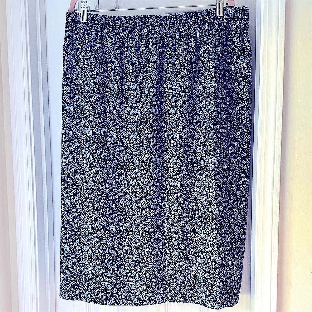 J. Crew Navy Floral Pencil Skirt with pockets, size XL, runs large, fall, spring